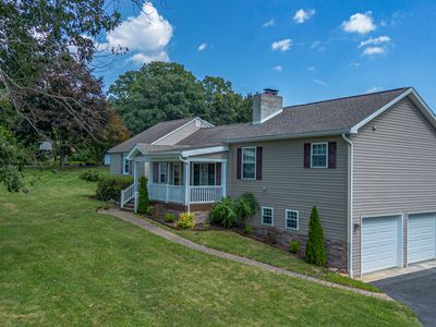 954 Brush Mountain Rd, Hollidaysburg, PA, 16648