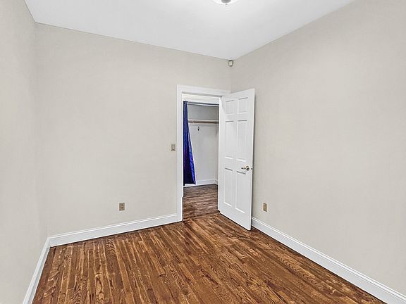 5th image of 559 W 186th St APT 2R