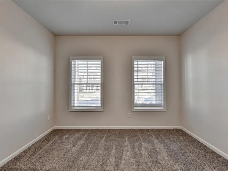 1622 Dover Creek Ln — Photo 27