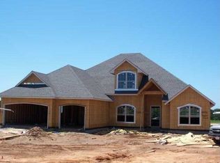 1498 Sunset Cir, Edmond, OK 73025