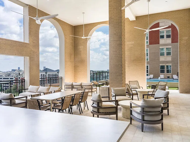 Bask in the Houston sunshine on Modera Waugh's expansive sundeck, just steps from the pool.