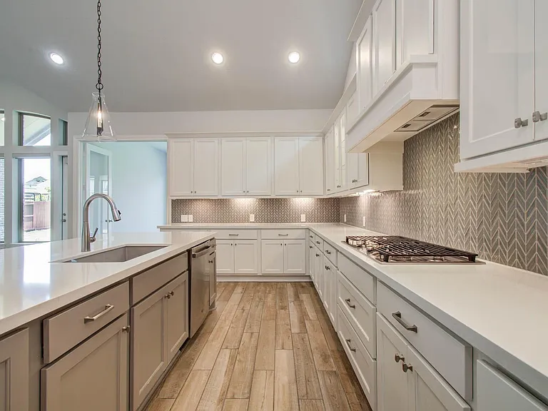 28518 Jade Springs Ln — Photo 32