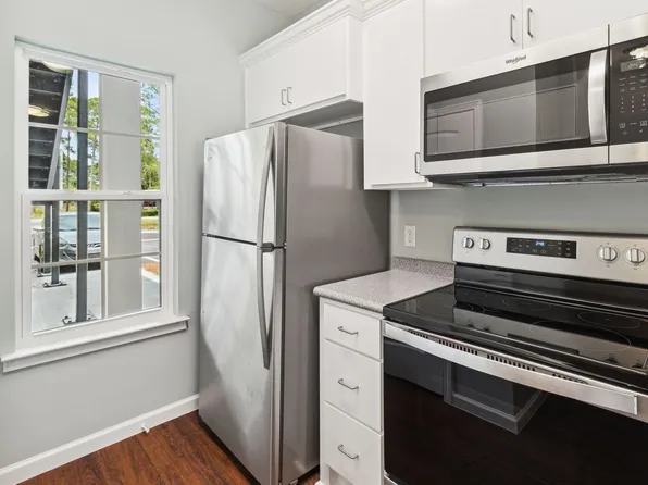 Olmstead, 905 Olmstead Ave #8, Hinesville, GA 31313