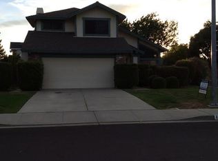 1186 Meadowlark Dr, Vacaville, CA 95687