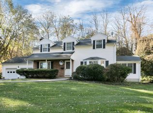 6 Marlpit Pl, Middletown, NJ 07748