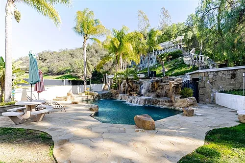 31256 Quail Valley Rd Photo 1