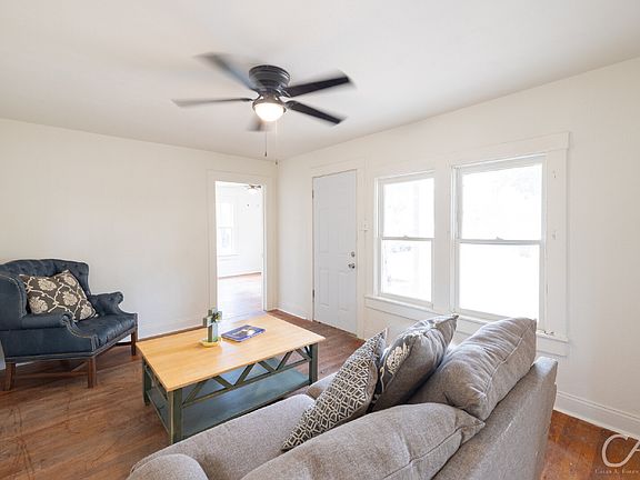 3rd image of 2789 Cedar St
