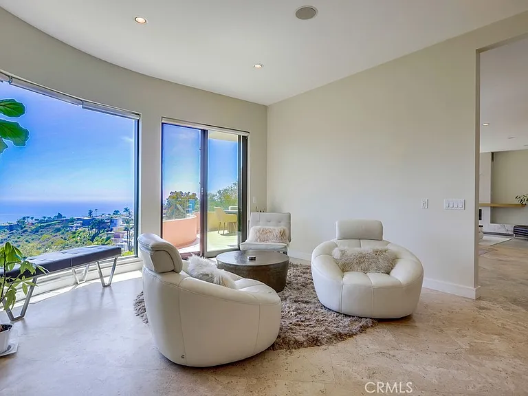 1725 Del Mar Ave — Photo 6