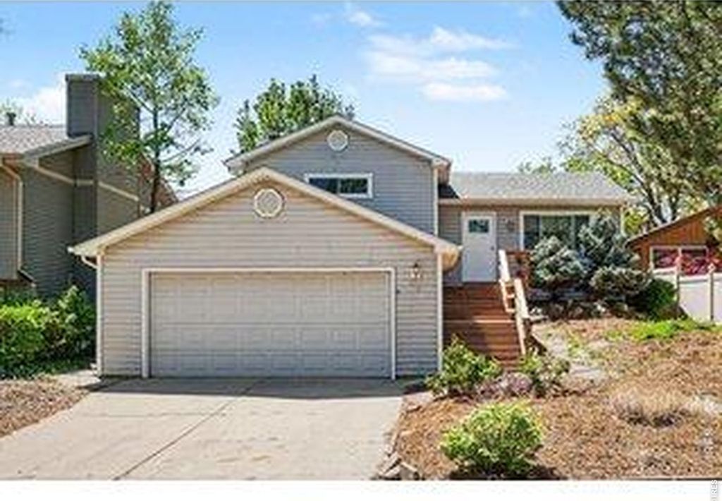 1530 Gloria Ct
