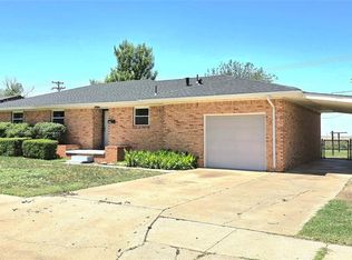 2009 N Canary Ln, Altus, OK 73521