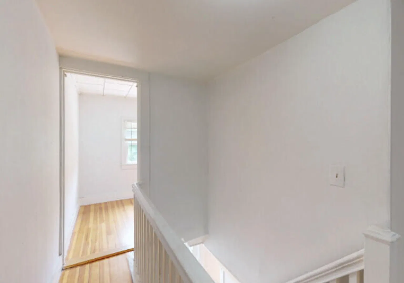 Charming 3-Bedroom Historic Home with Modern Comforts in Prime Saco Location 43 Green St — Photo 3
