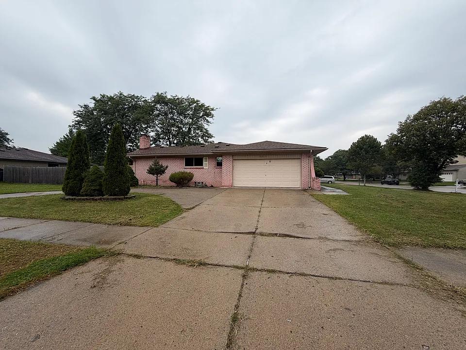 2348 Franklin Park Dr