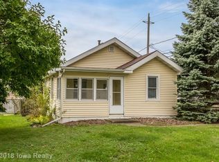 3946 E 27th St, Des Moines, IA 50317