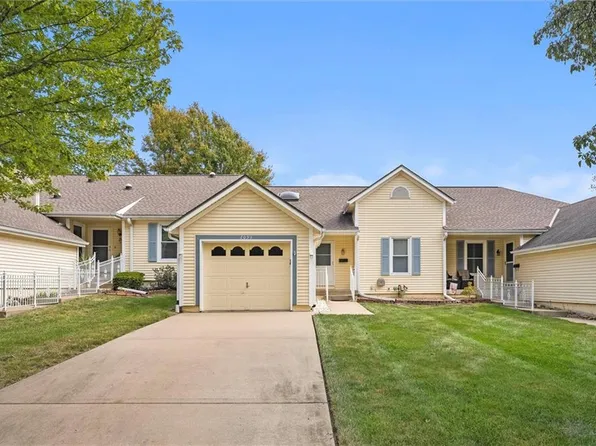 7093 N Garfield Ave, Gladstone, MO 64118