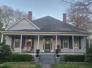 220 Calhoun Ave, Yazoo City, MS 39194