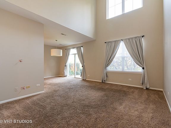 3rd image of 278 Tower Hill Dr #278