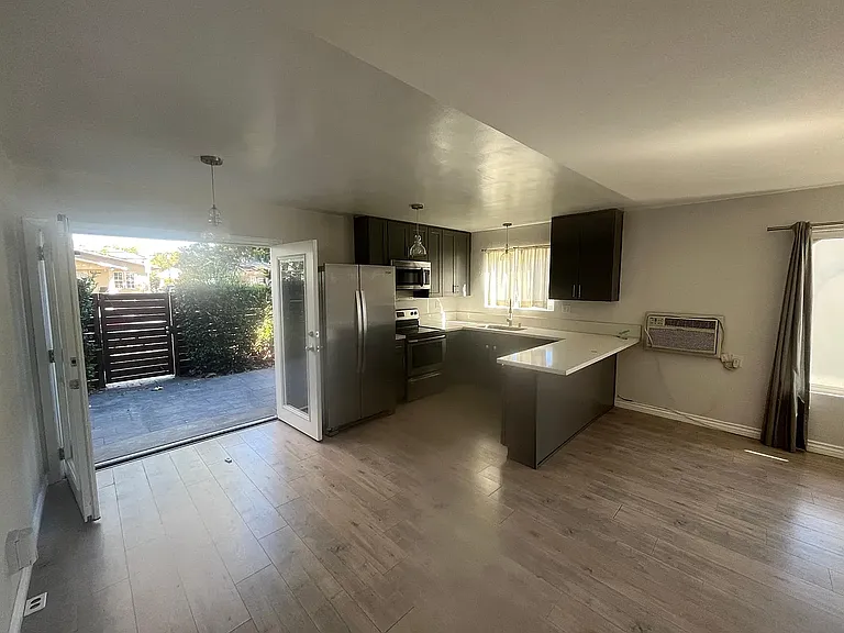 3322 Atwater Ave #1 — Photo 2