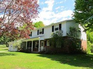 78 Rocky Rdg, Saint Johnsbury, VT 05819