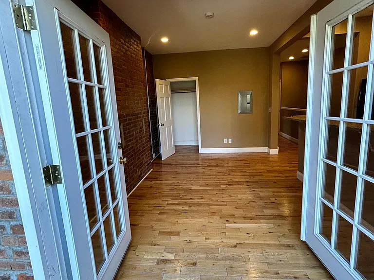 294 Lark St #2 — Photo 6
