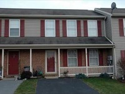 135 Chelmsford Dr, Marietta, PA, 17547