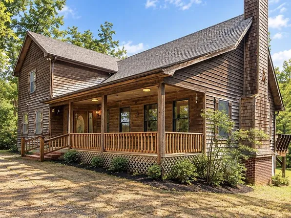 2655 Mount Airy Rd, Louisa, VA 23093