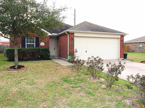 3rd image of 6819 Wide Creek Dr