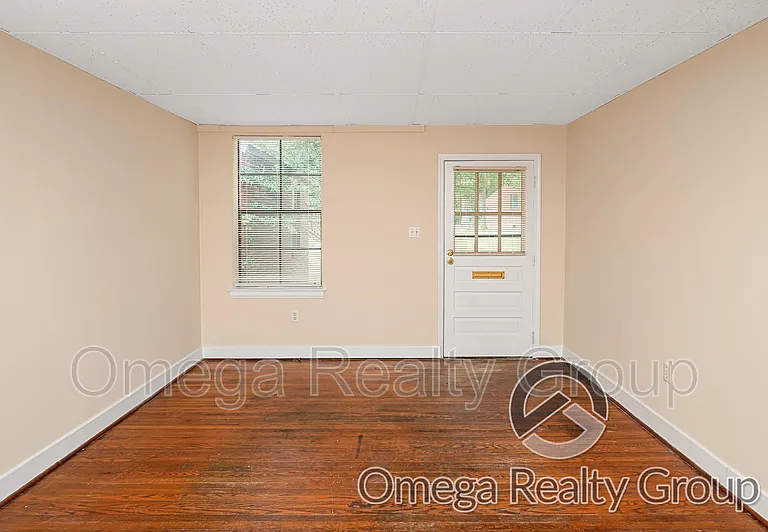 901 9th Ave S #7 — Photo 5