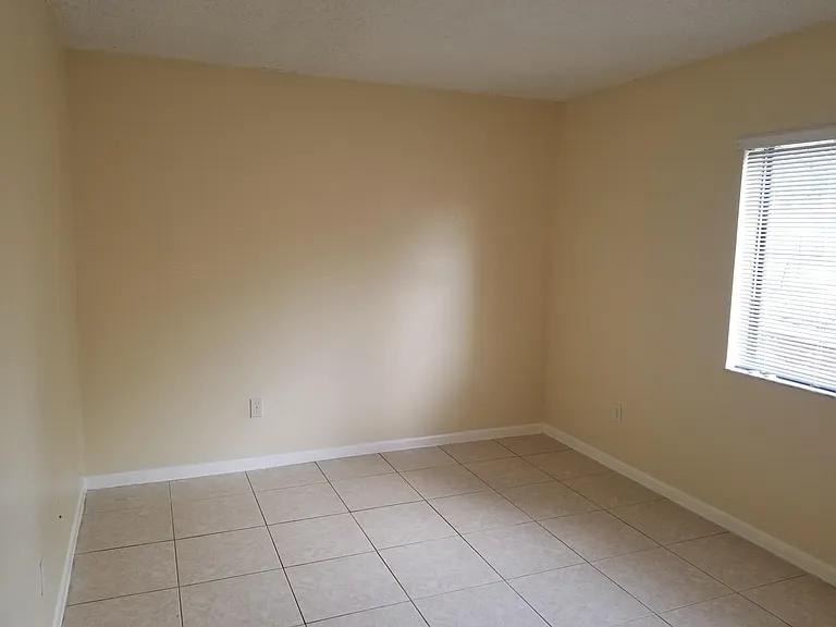 6023 10th Ave N #114 — Photo 10