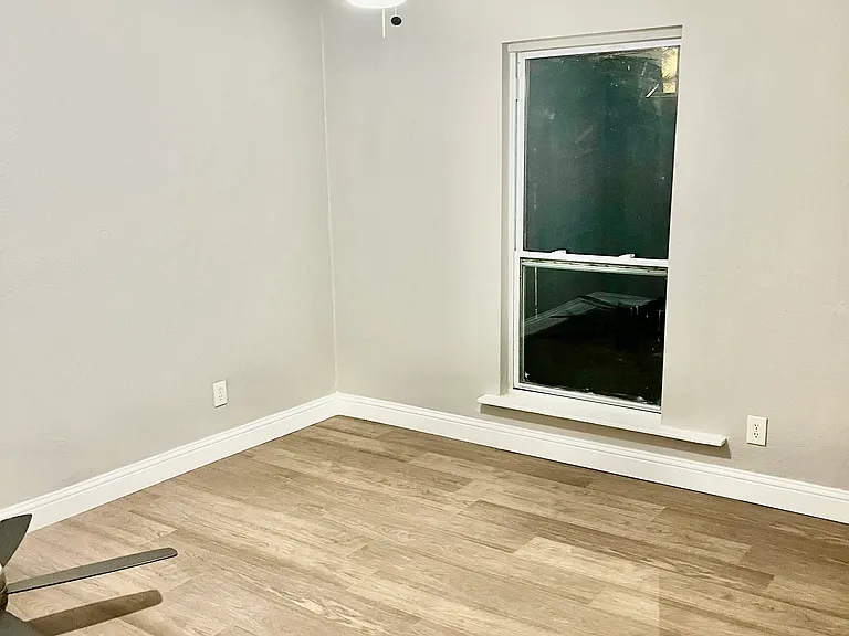 4429 Bowser Ave #101 — Photo 13