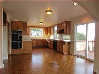 3rd image of 1823 Hillman Ave