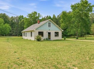 3179 Spring Grove Rd, Spring Grove, VA 23881