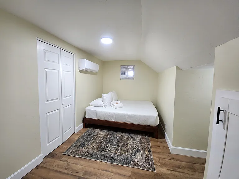 306 Hazeldine Ave SW #6 — Photo 18