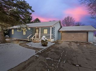 2611 N River Run Rd, New Haven, IN 46774