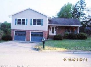 2111 Arden Pl, High Point, NC 27265