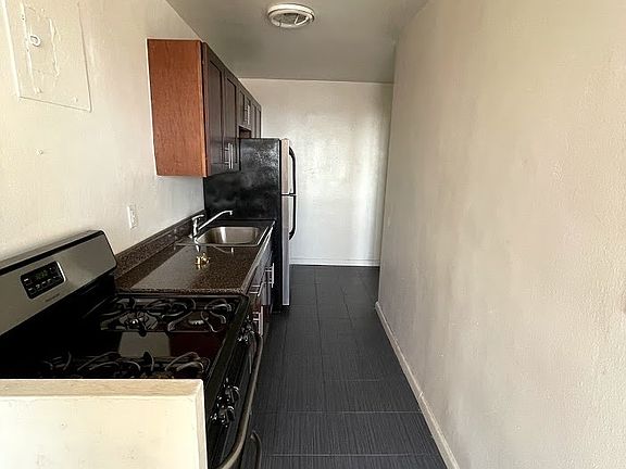 2nd image of 1700 Bedford Ave APT 22D
