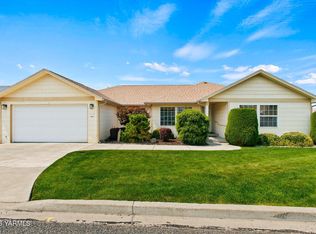 108 N 57th St, Yakima, WA 98901
