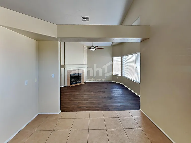 1410 E Mineral Rd — Photo 6