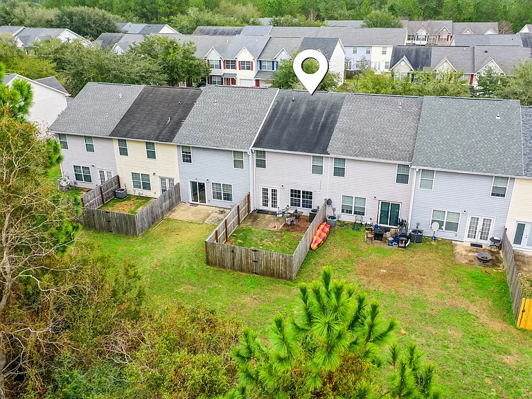 171 Swaying Pine Ct #1 — Photo 4