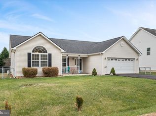 31 Escalade Ln, Martinsburg, WV 25403