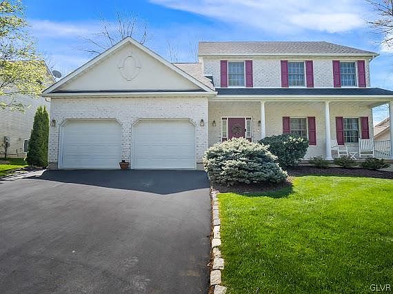 2nd image of 25 Midland Dr