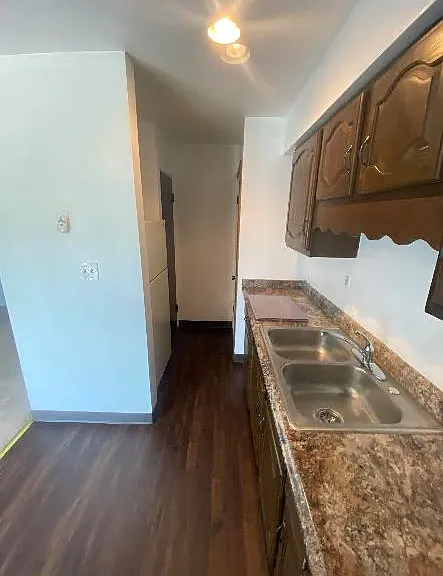 101 Wildwood Dr #4 — Photo 4