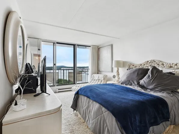 73 Broad Reach #M77, North Weymouth, MA 02191