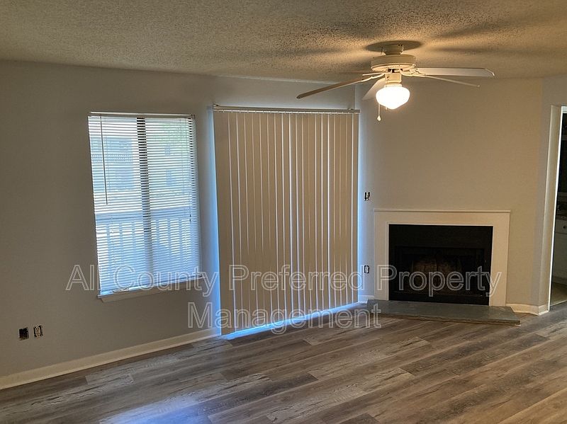 1st image of 3585 Sable Palm Ln Unit G