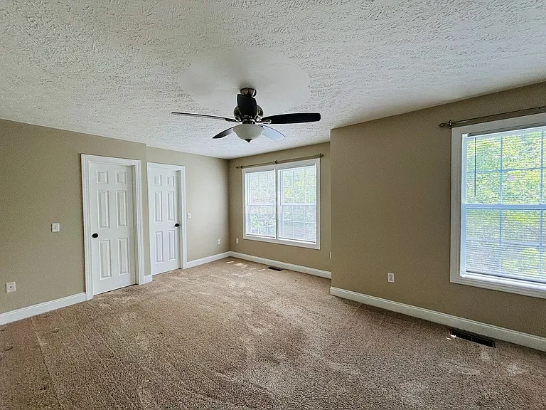 365 Silver Leaf Dr — Photo 13