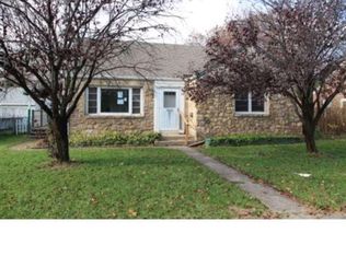 21 Fairview St, Stowe, PA 19464