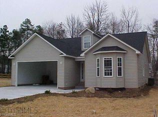 106 Brighton Vlg, Archdale, NC 27263