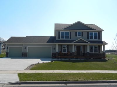 809 Riverview Ln, Belle Plaine, MN, 56011