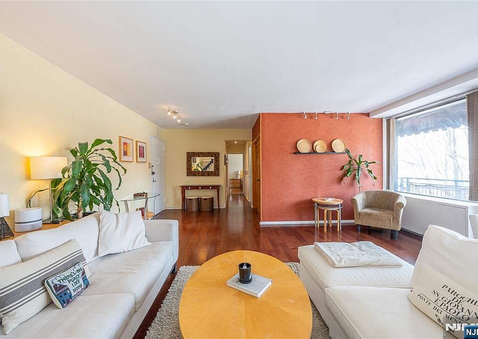 1st image of 1 Horizon Rd APT 403