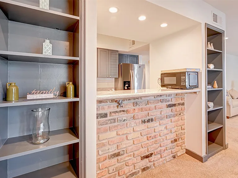 5863 Inwood Dr #5 — Photo 11