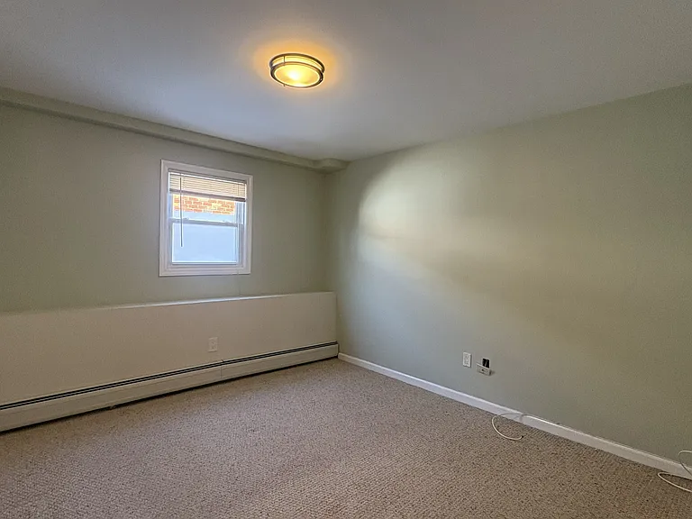 86 Notre Dame Ave #1 — Photo 8